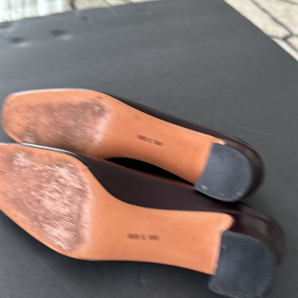 Shoes - Picture 4 of 4